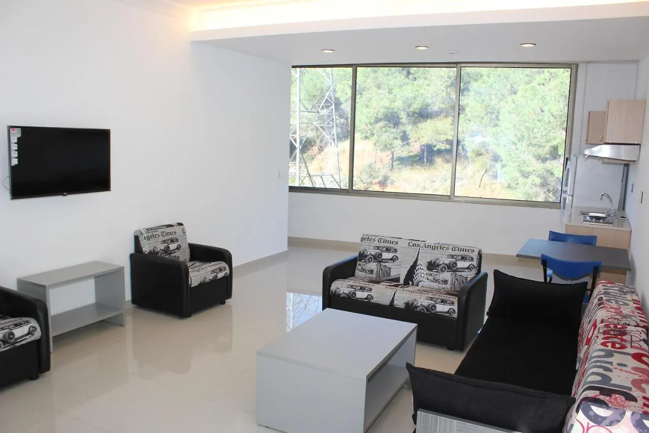 Отель Le Caravelle Beirut Mansourieh