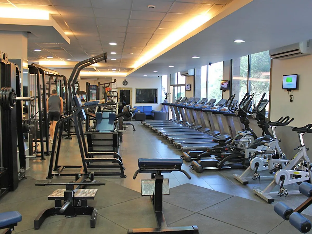 Отель Le Caravelle Beirut Mansourieh 4*,