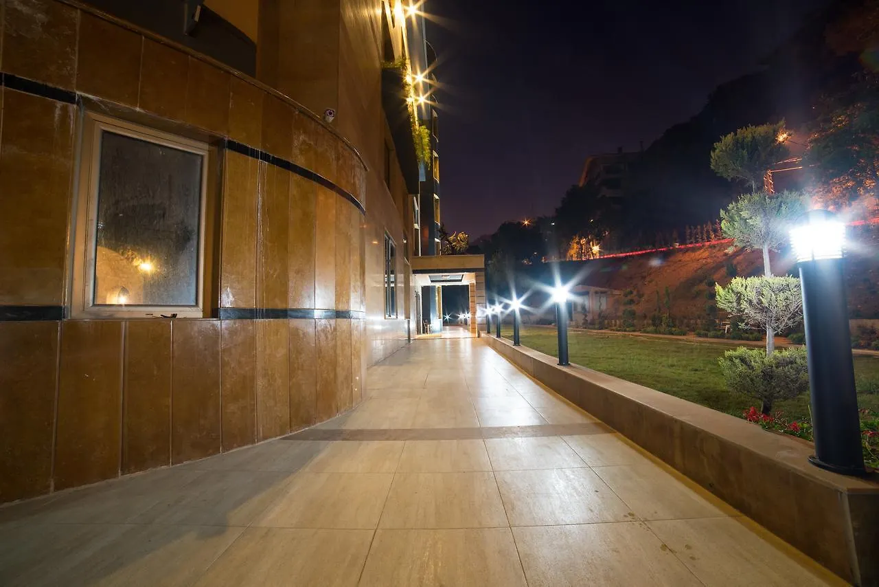 ****  Отель Le Caravelle Beirut Mansourieh Ливан